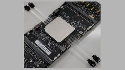 Intel Demos 8-Core, 528-Thread PUMA Chip with 1 TB/s Silicon Photonics